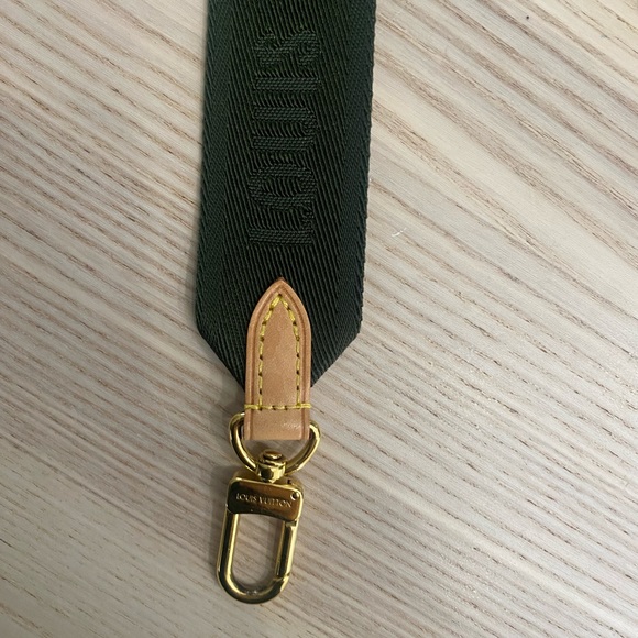 Lv multi pochette strap only - Picture 3 of 5